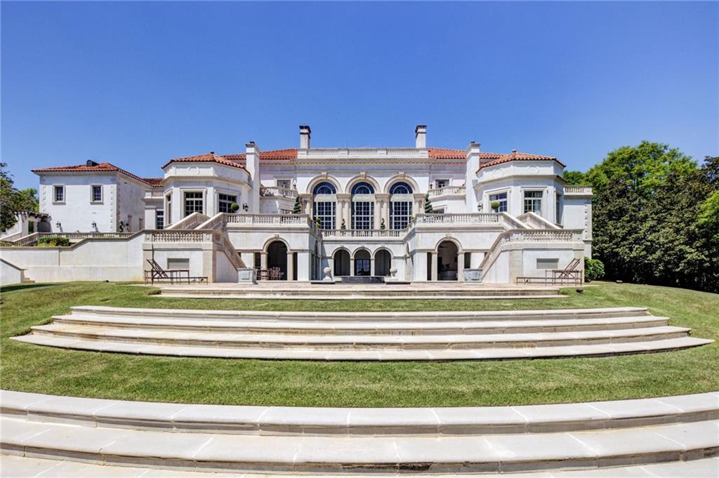 1405 Big Eddy Court