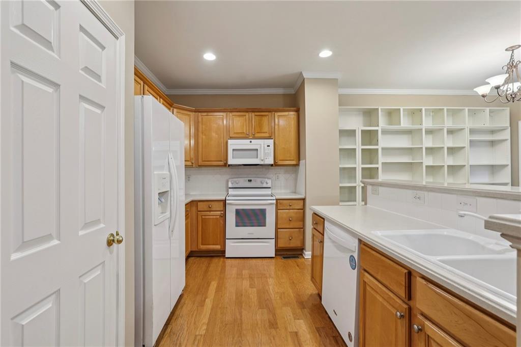 3128 Mercer University Drive