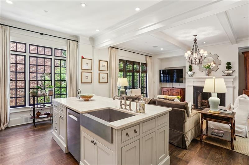 2802 Rumson Court NE Unit 2