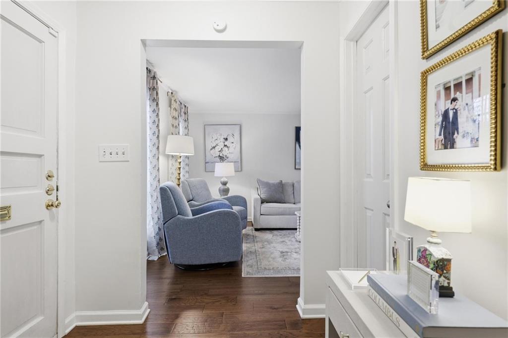 24 Independence Place NW