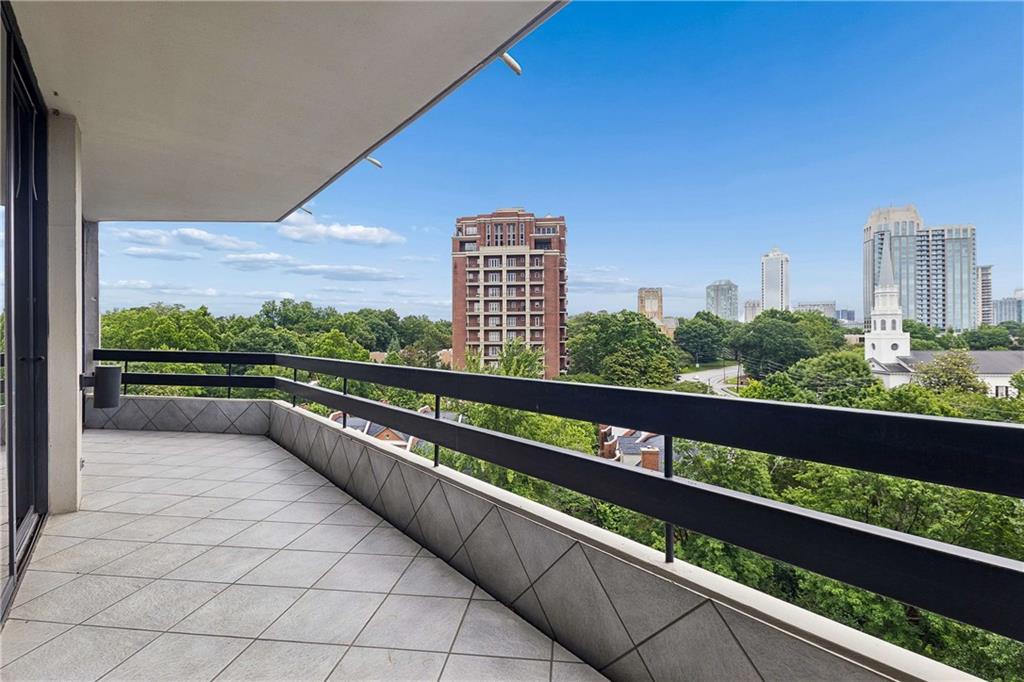 2660 Peachtree Road NW Unit 11E