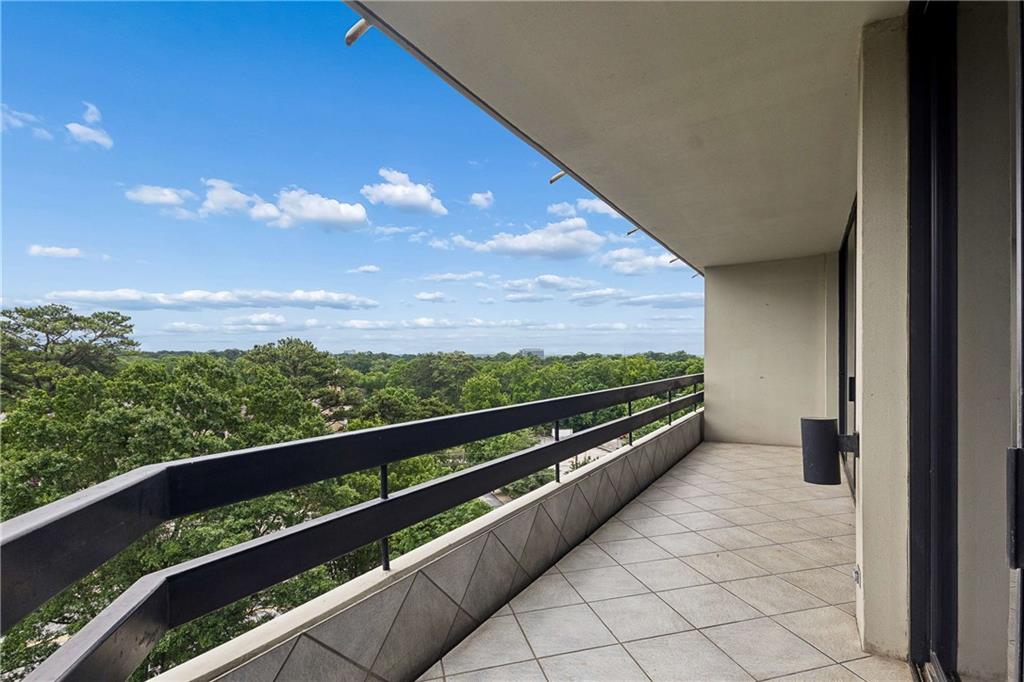 2660 Peachtree Road NW Unit 11E