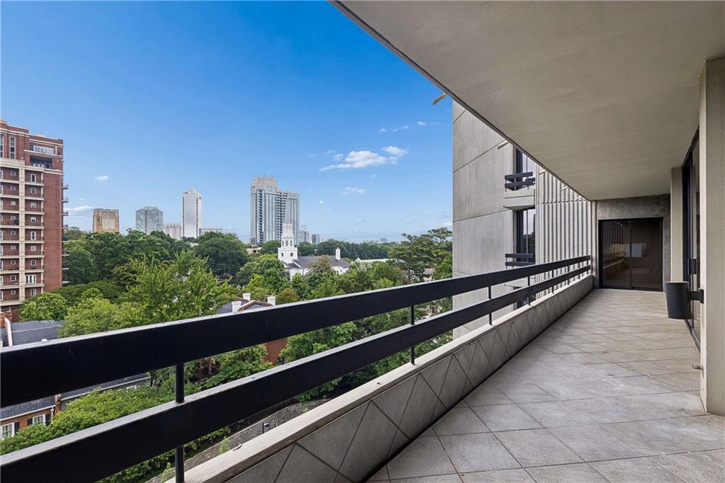 2660 Peachtree Road NW Unit 11E