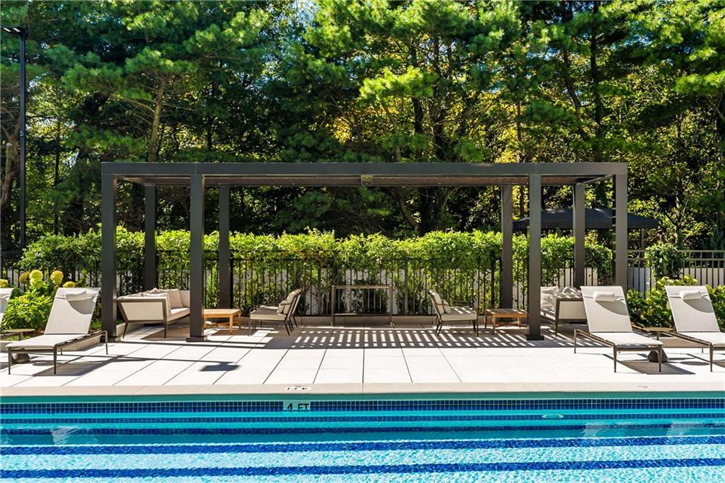 2660 Peachtree Road NW Unit 11E
