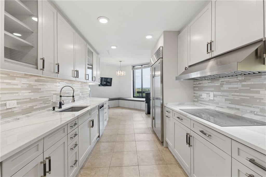 2660 Peachtree Road NW Unit 13F