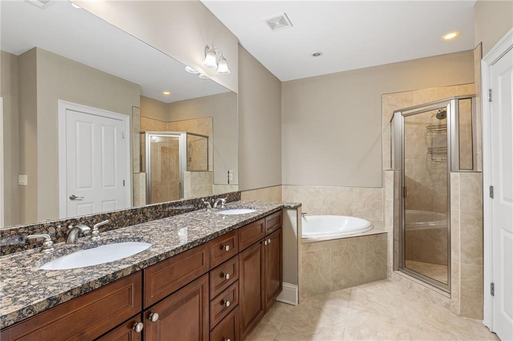 3662 Ashford Creek View NE