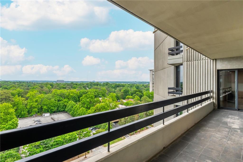 2660 Peachtree Road NW Unit 15G