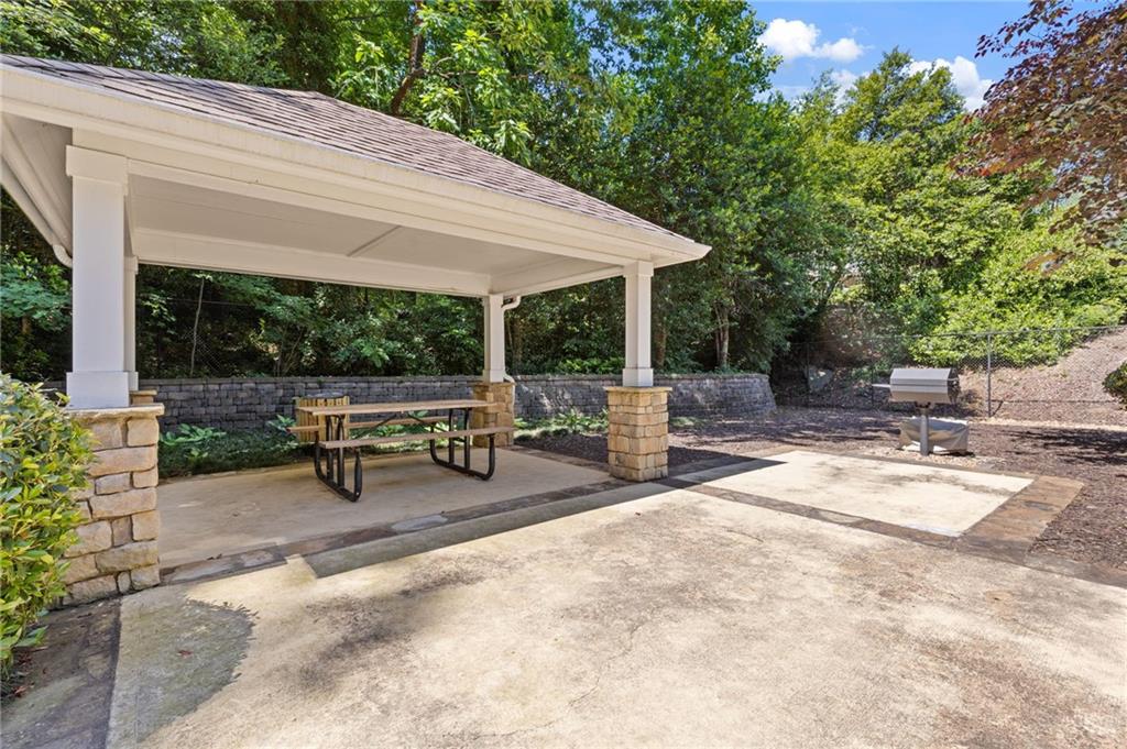 3155 Seven Pines Court Unit 301
