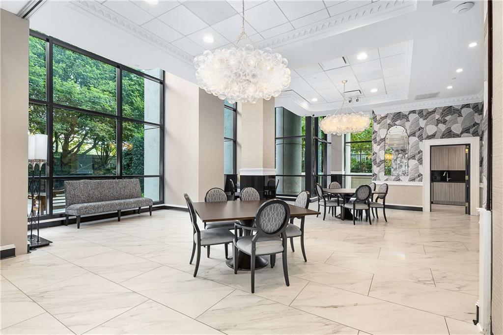 750 Park Avenue NE Unit 27S