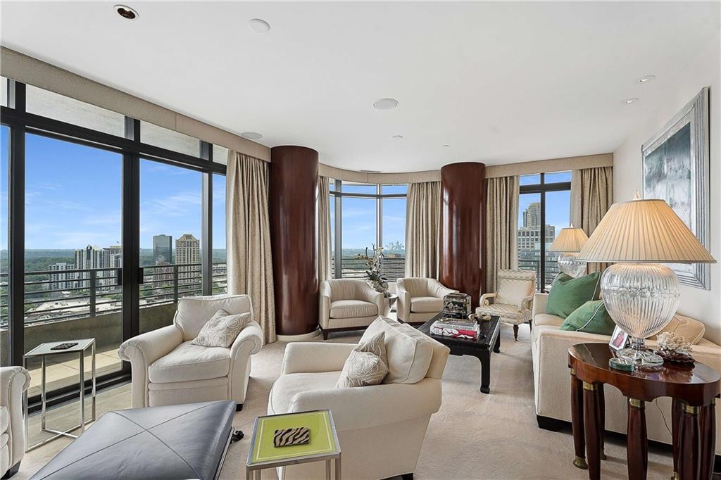 750 Park Avenue NE Unit 27S