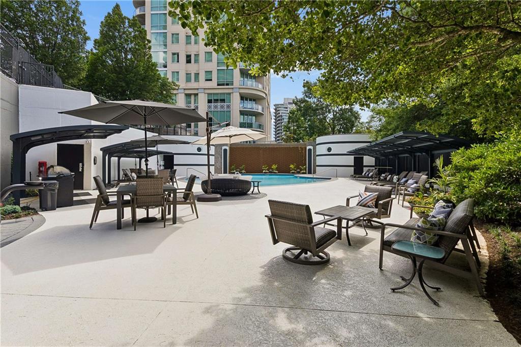 750 Park Avenue NE Unit 27S