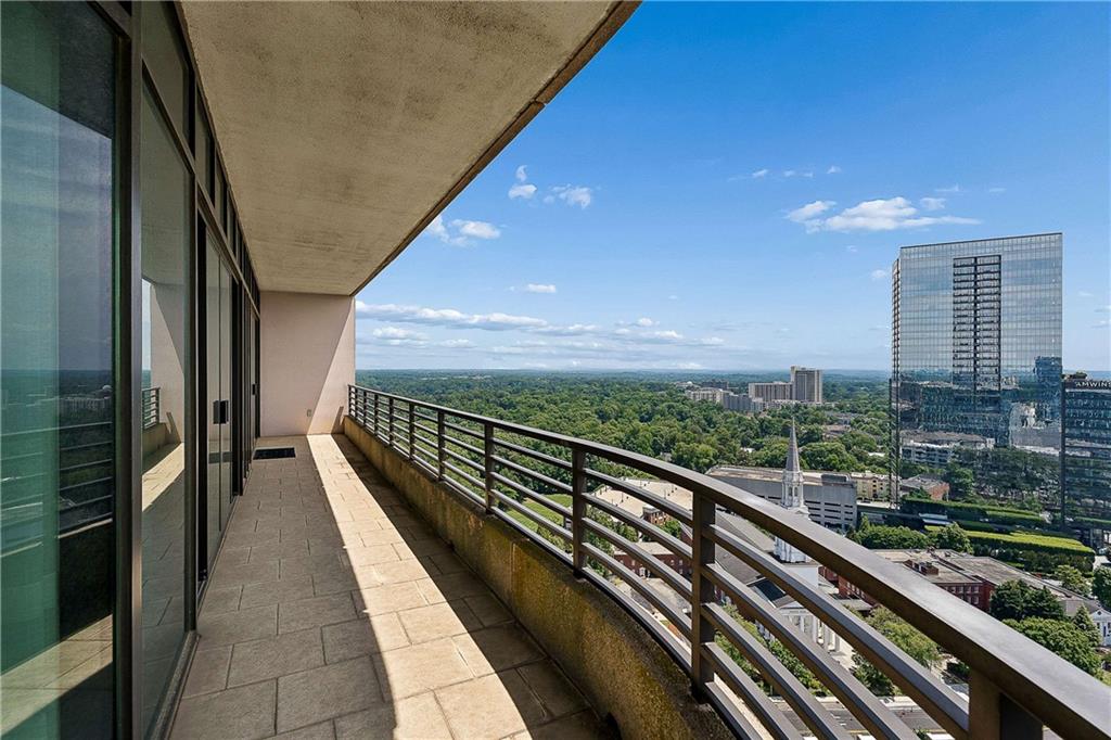 750 Park Avenue NE Unit 27S
