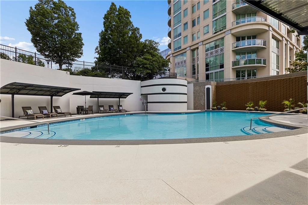 750 Park Avenue NE Unit 27S