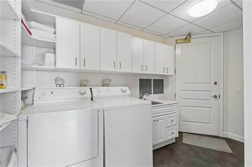 750 Park Avenue NE Unit 27S