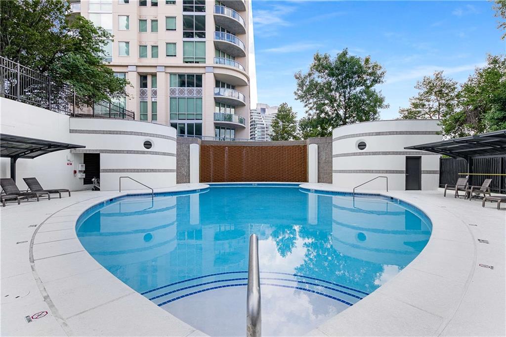 750 Park Avenue NE Unit 27S