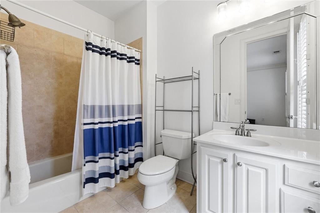 4222 Rickenbacker Way NE Unit 15