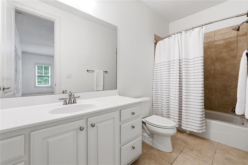 4222 Rickenbacker Way NE Unit 15