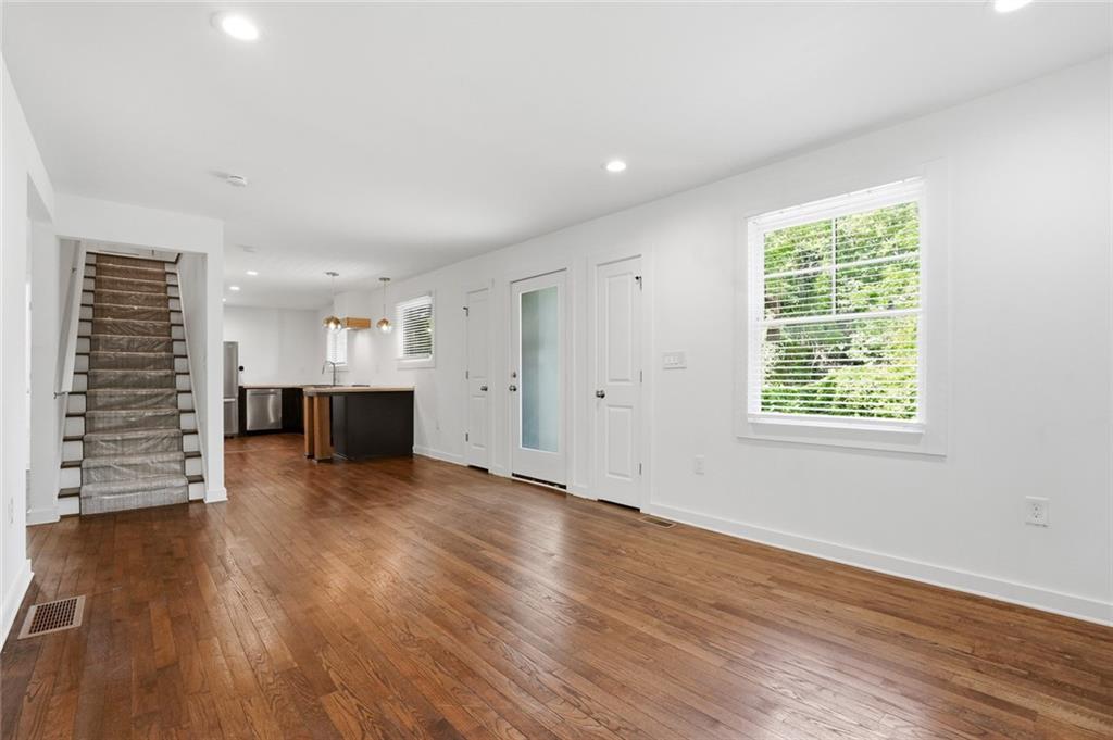 439 Oak Drive