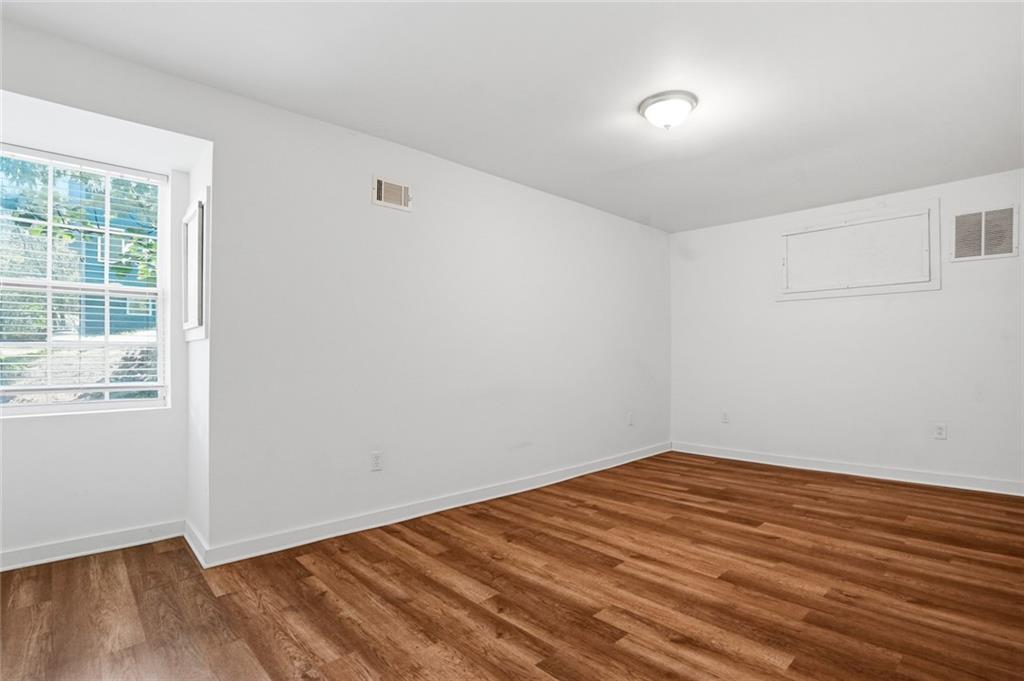439 Oak Drive
