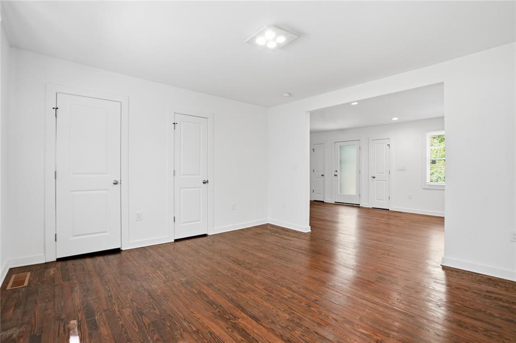 439 Oak Drive