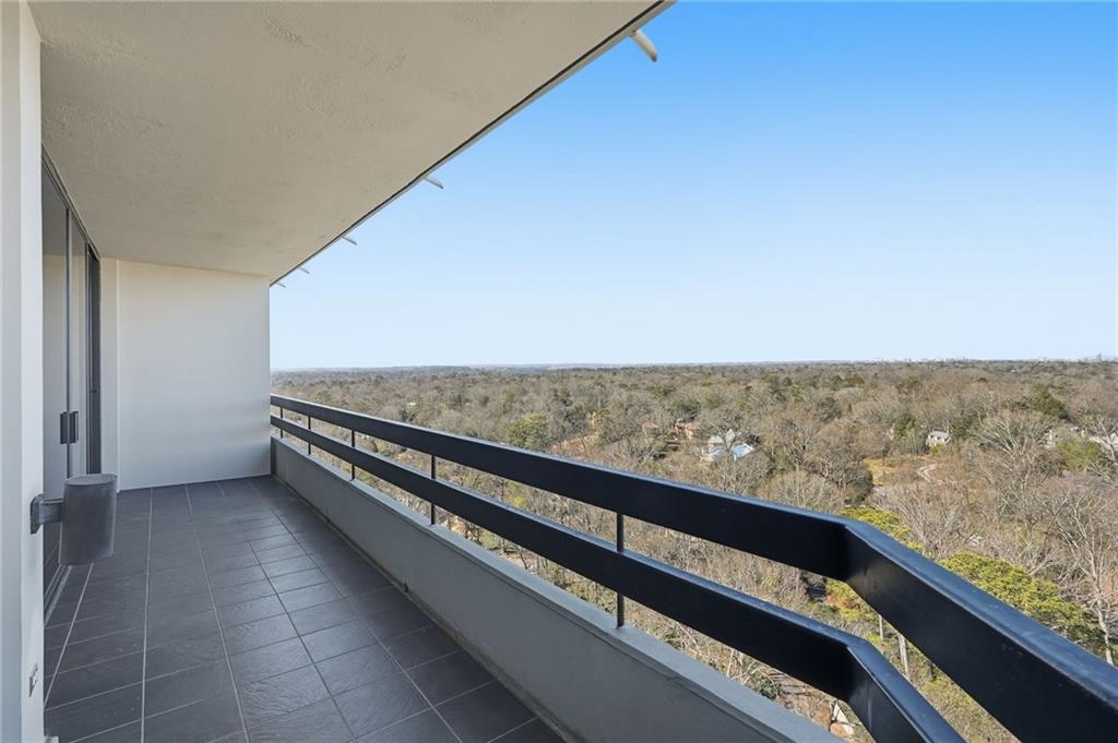2660 Peachtree Road NW Unit 20D&E