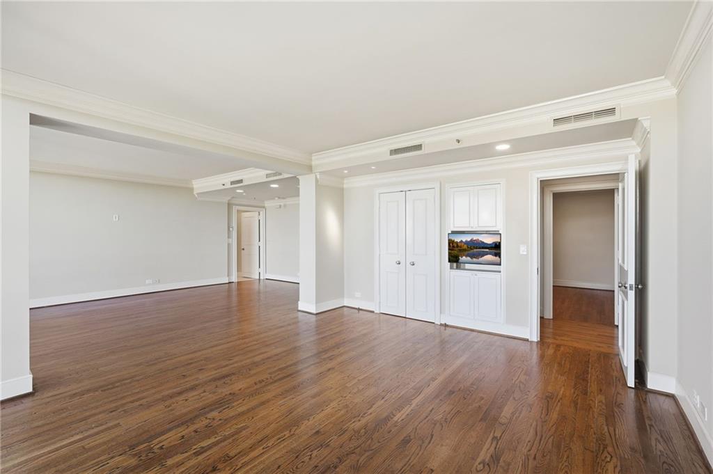 2660 Peachtree Road NW Unit 20D&E
