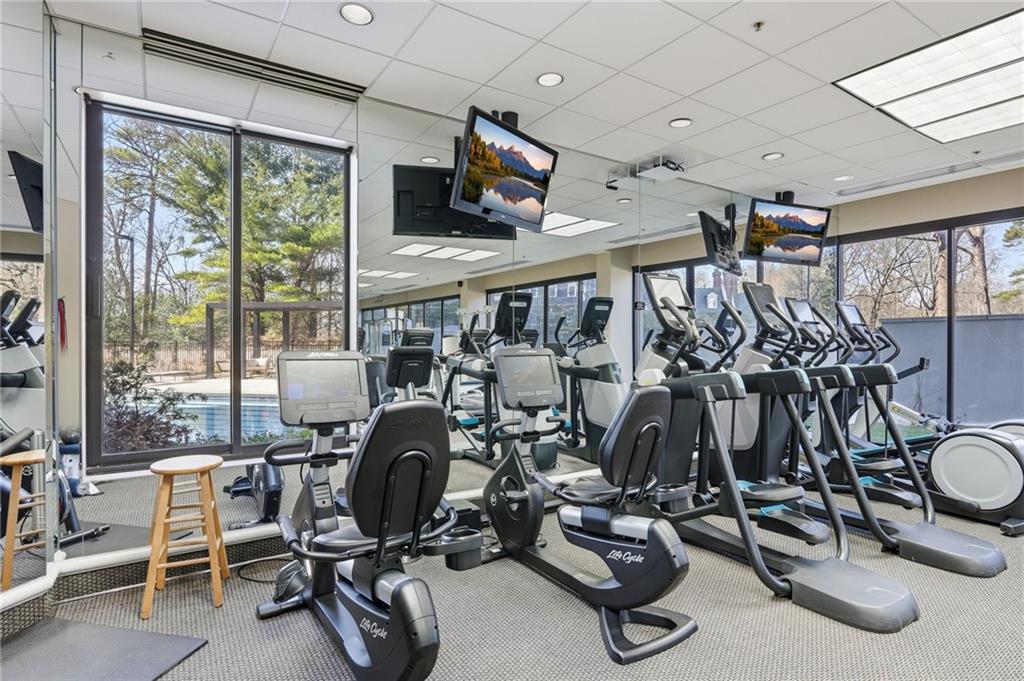 2660 Peachtree Road NW Unit 20D&E