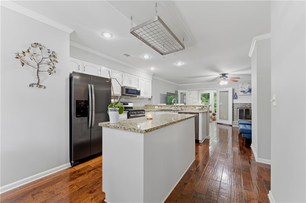 222 Forkner Drive Unit 19