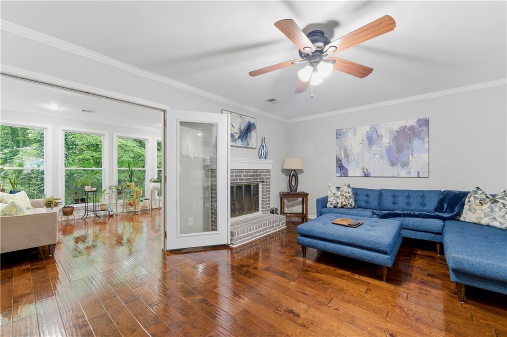 222 Forkner Drive Unit 19