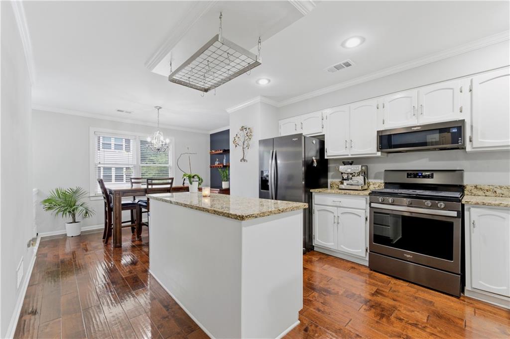 222 Forkner Drive Unit 19
