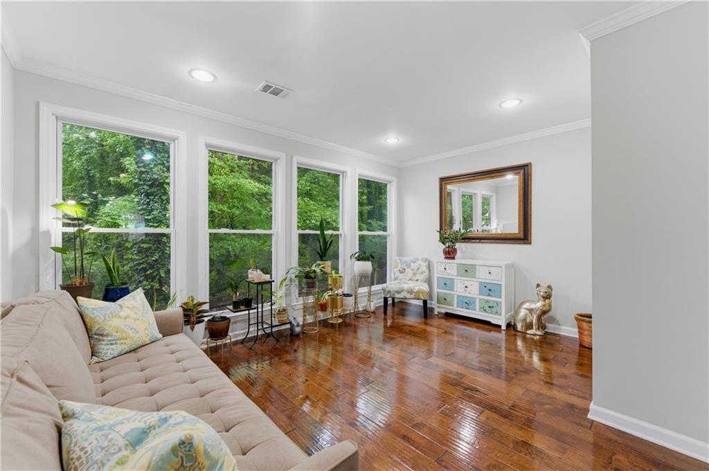 222 Forkner Drive Unit 19