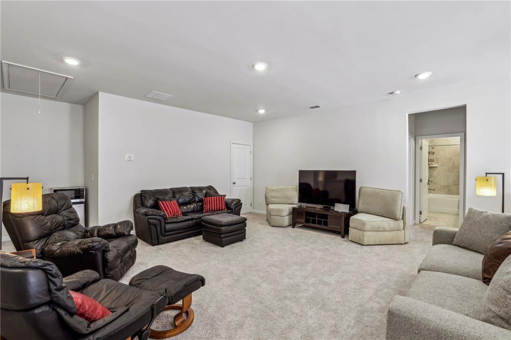 4257 Freight Street