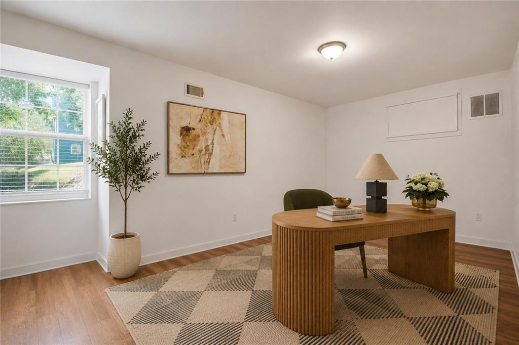 439 Oak Drive