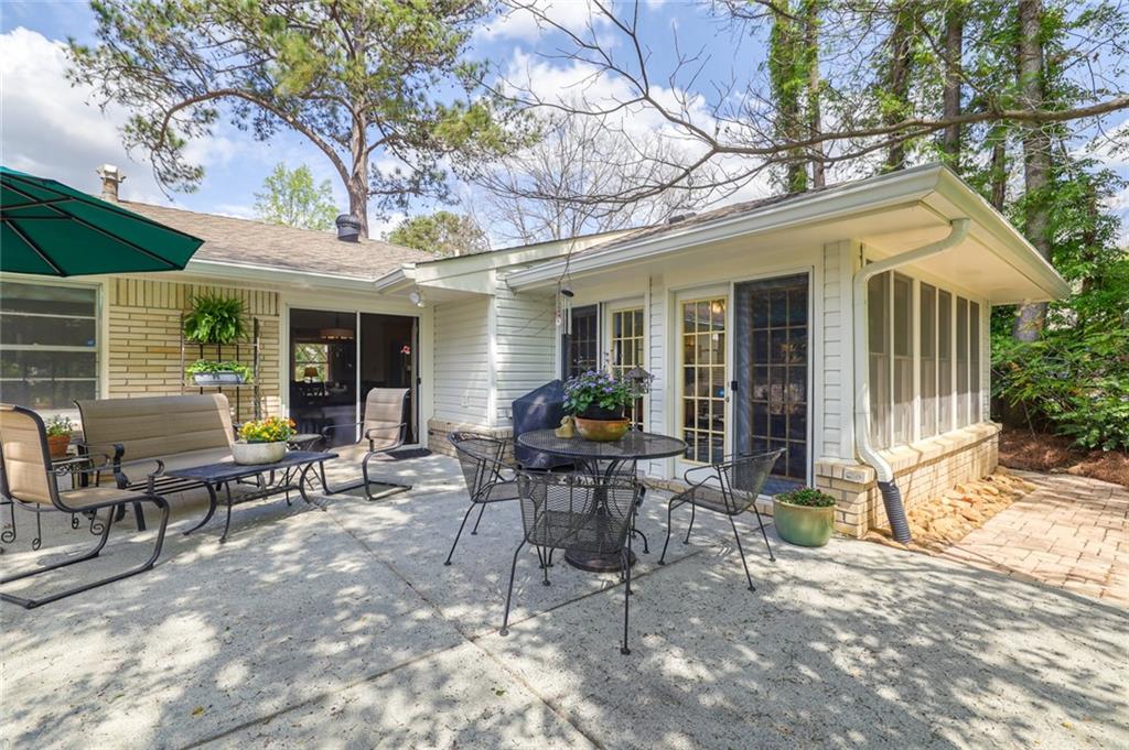 2343 Burch Circle NE