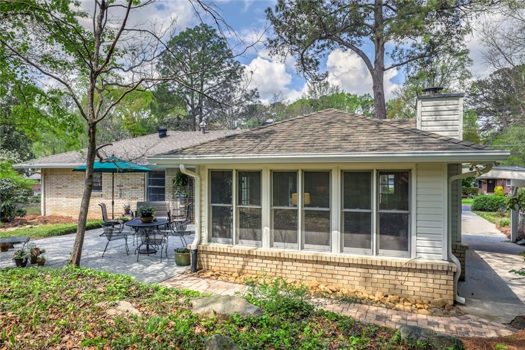 2343 Burch Circle NE