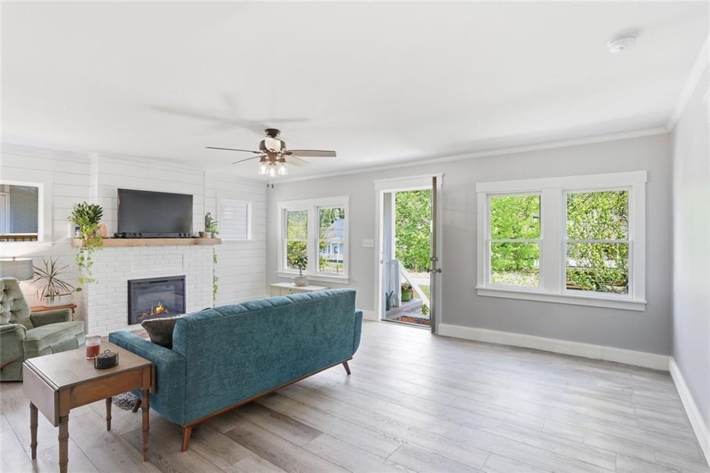 405 Holderness SW