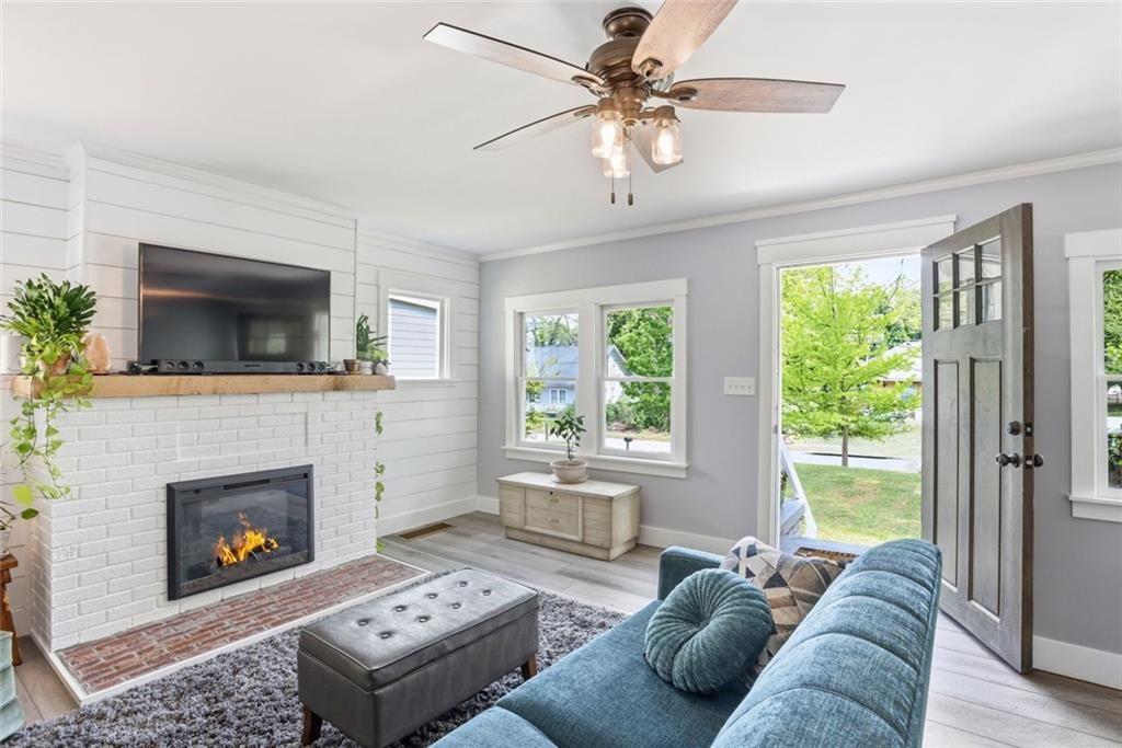405 Holderness SW