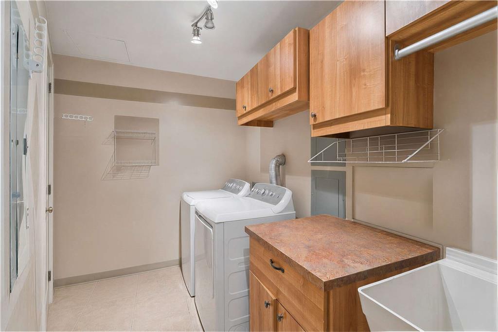 700 Park Regency Place NE Unit 1501