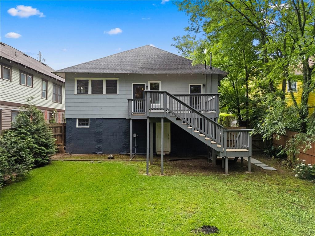 823 Essie Avenue SE