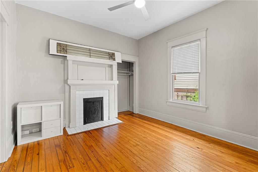 823 Essie Avenue SE