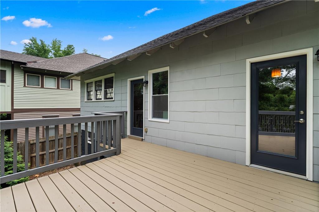 823 Essie Avenue SE