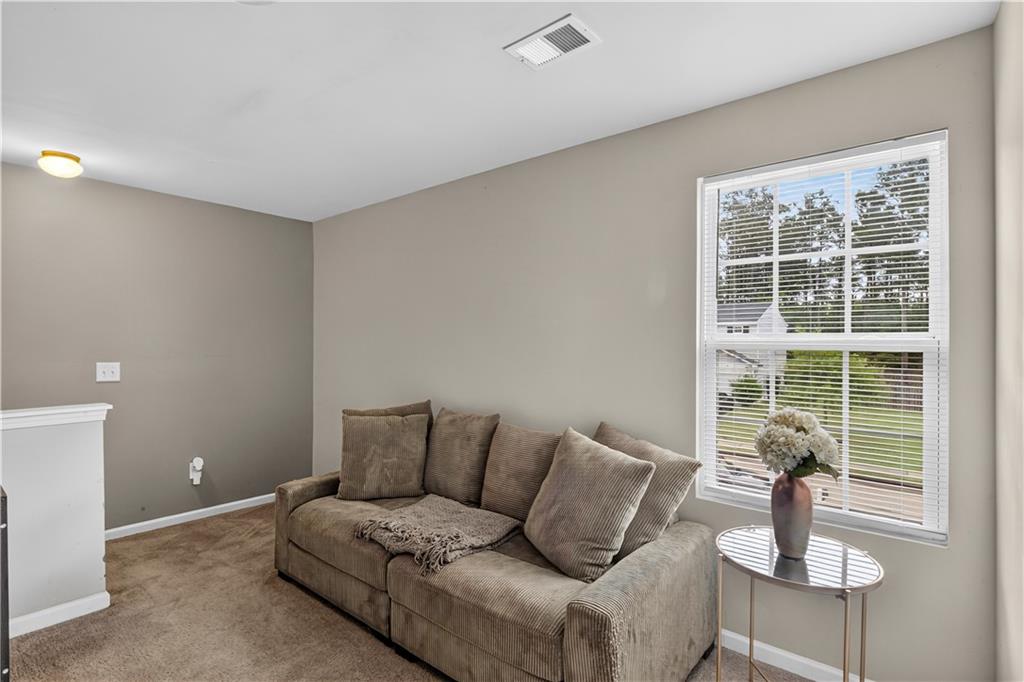 345 Arthurs Lane