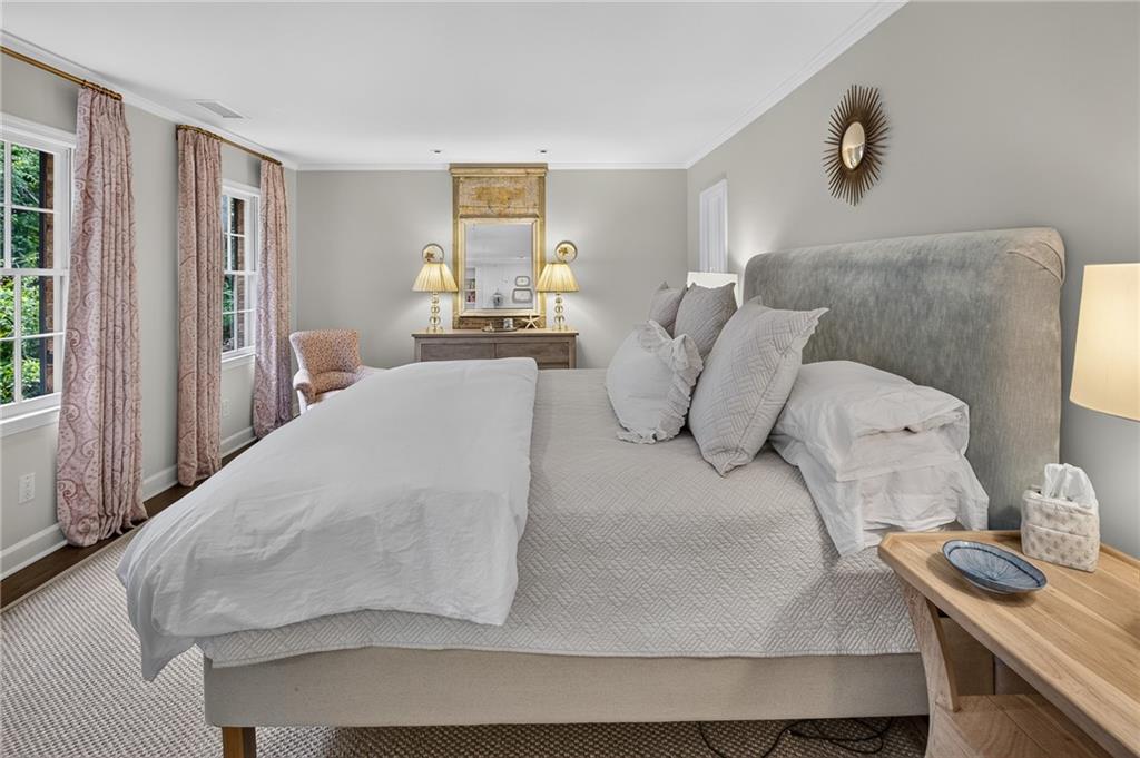 4 Montclair Drive NE