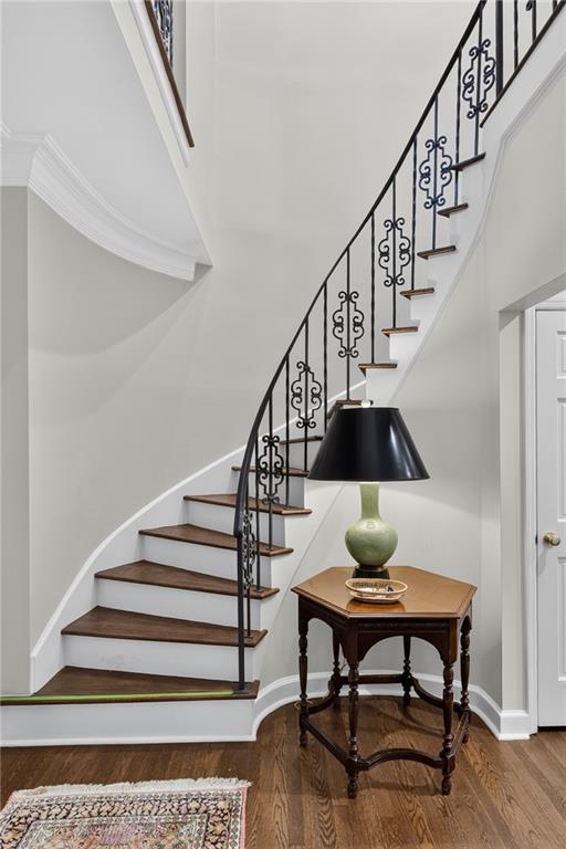 4 Montclair Drive NE