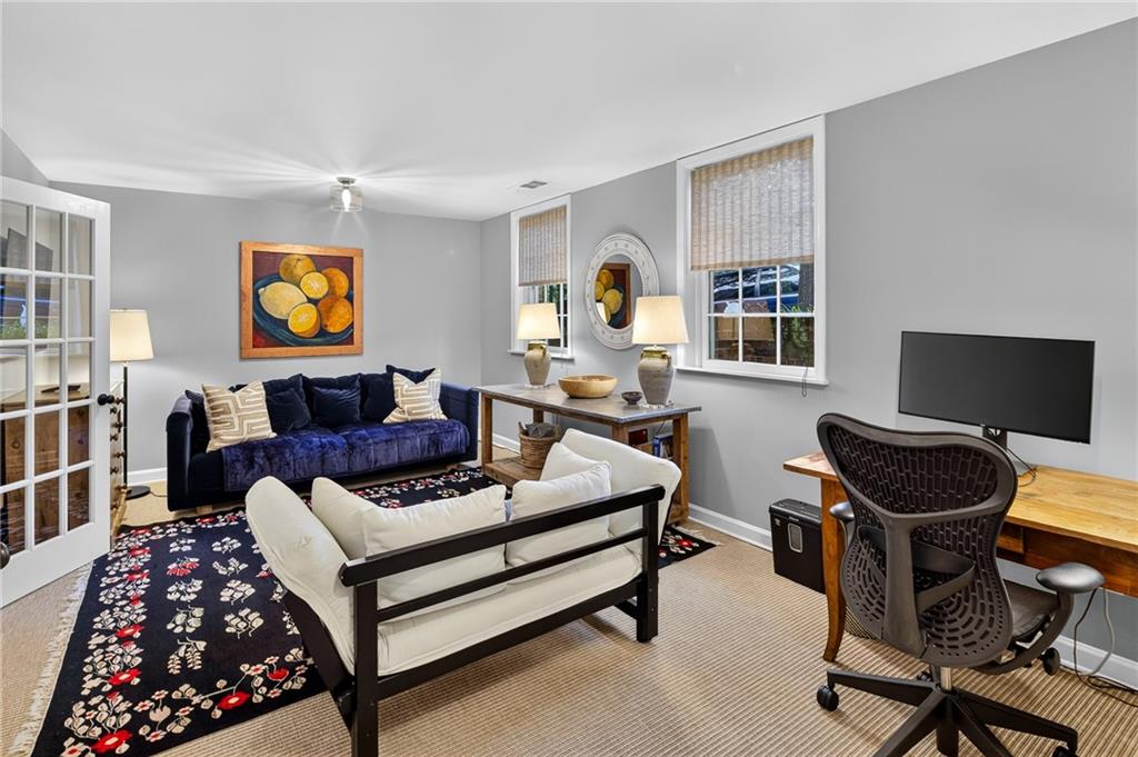 4 Montclair Drive NE