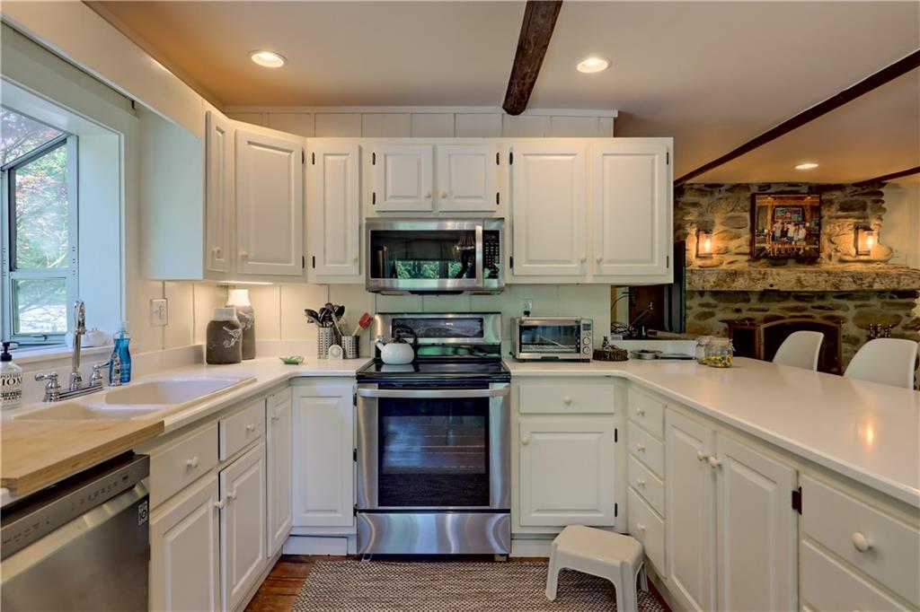 422 Timpson Cove Road