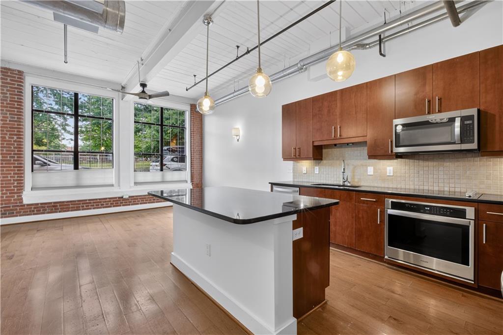 1261 Caroline Street NE Unit 110