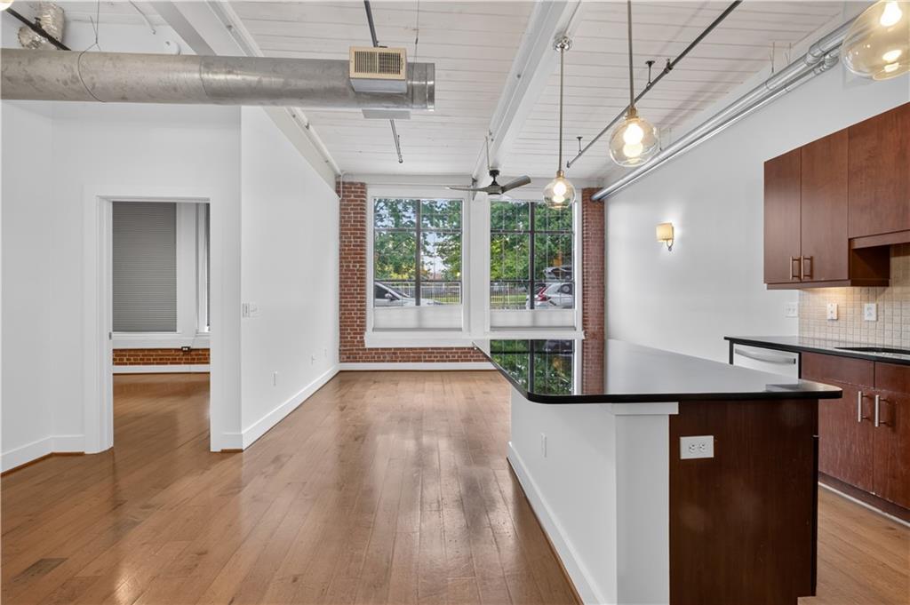 1261 Caroline Street NE Unit 110