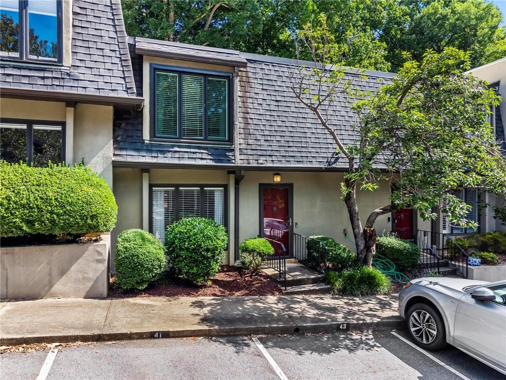41 Ivy Ridge NE