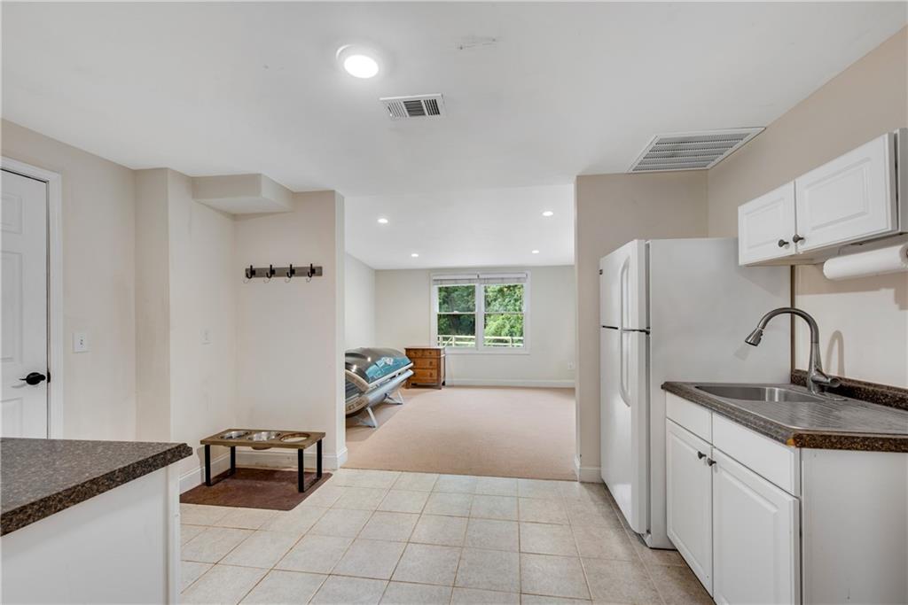 4310 Fairfax Drive
